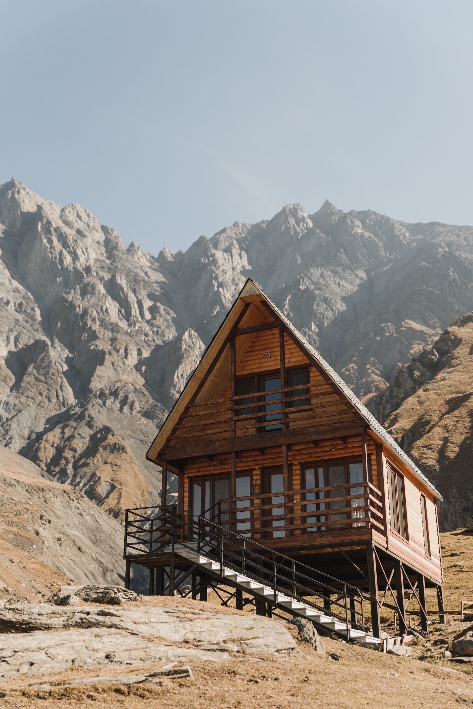 Lärchenhaus mit Bergblick